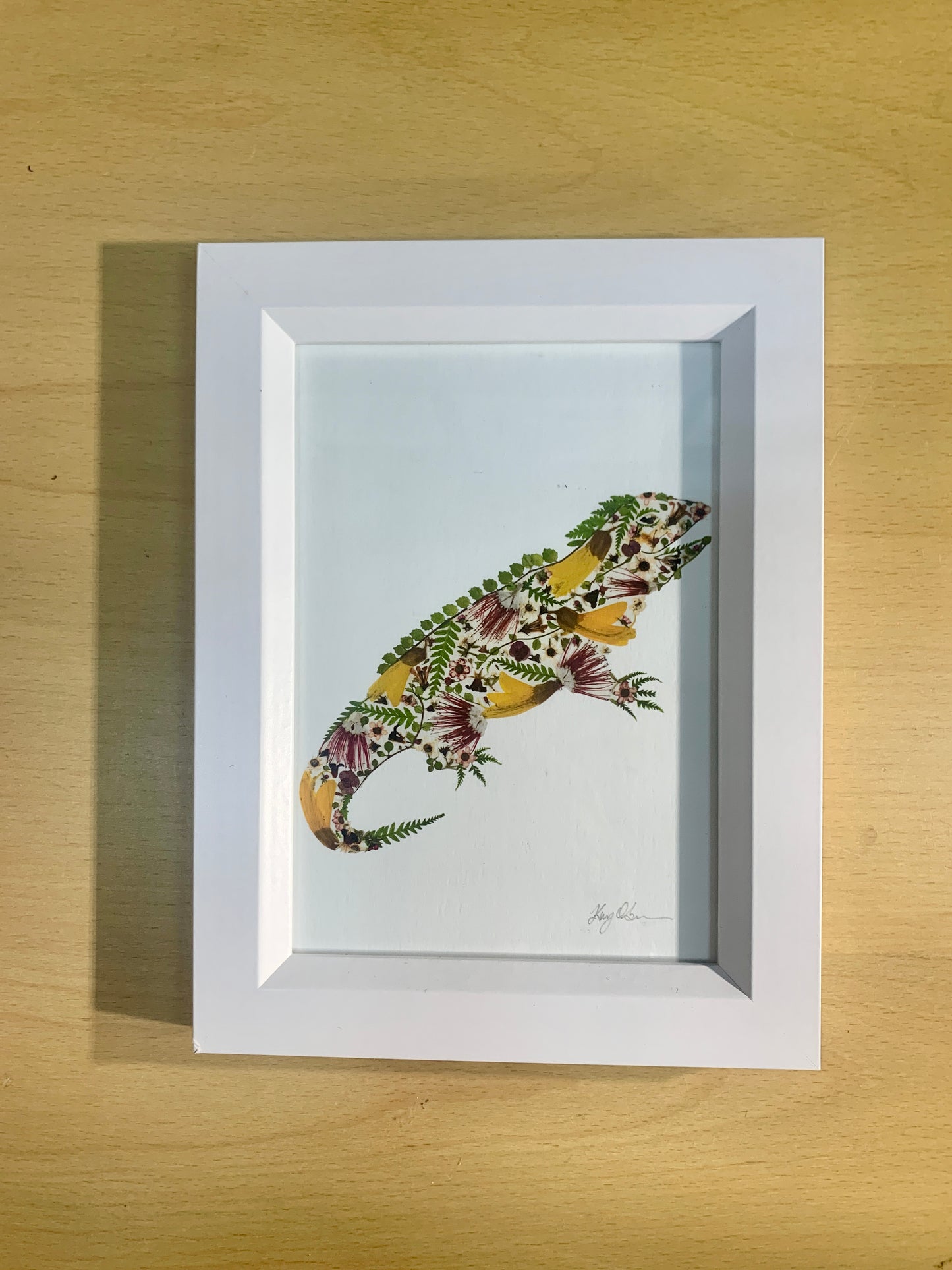 13cmx18cm framed print  - Tuatara